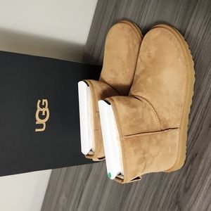 Men's UGG Classic Mini Size 14 NIB
